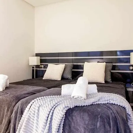 Pink Oasis - Winter By The Sea