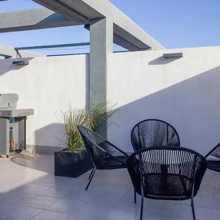 Pink Oasis - Winter By The Sea 公寓 *