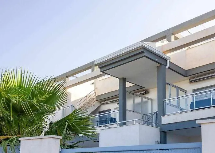 Pink Oasis Apartment Alicante