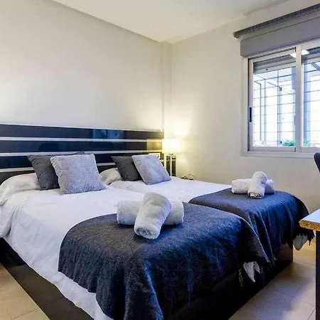 Pink Oasis Apartment *